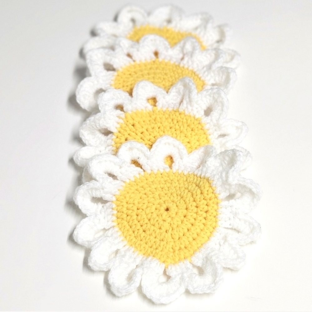 Crochet Daisy Coasters - SET OF 4 - Picture 5 of 5